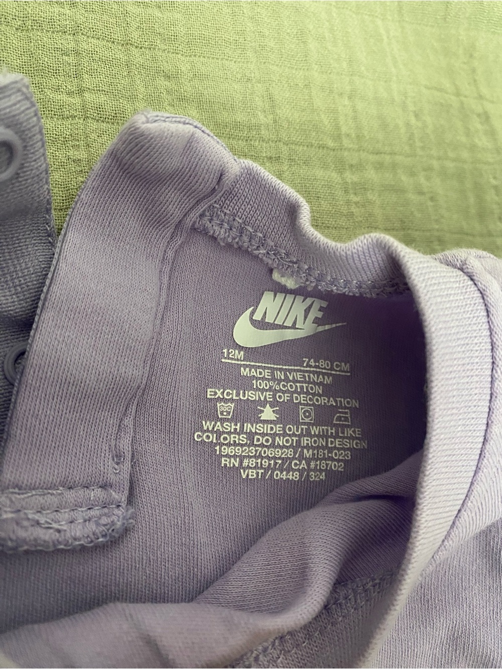 Nike set - Picture 2 of 5